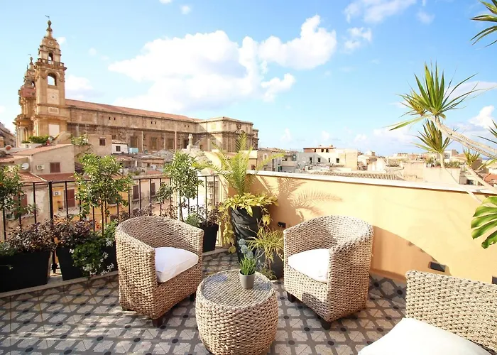 Panto - Rooftop Boutique Rooms